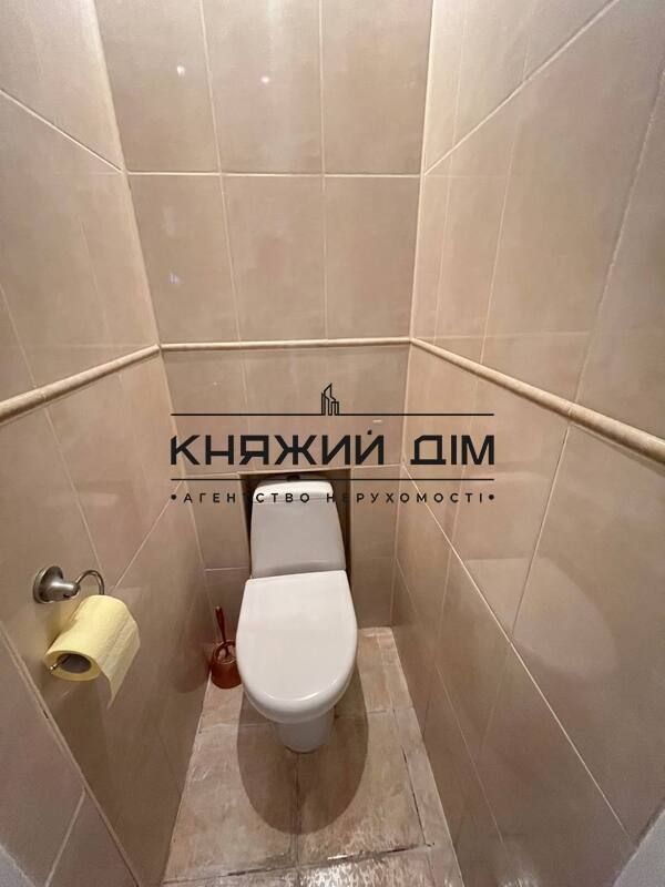 1839804258413821