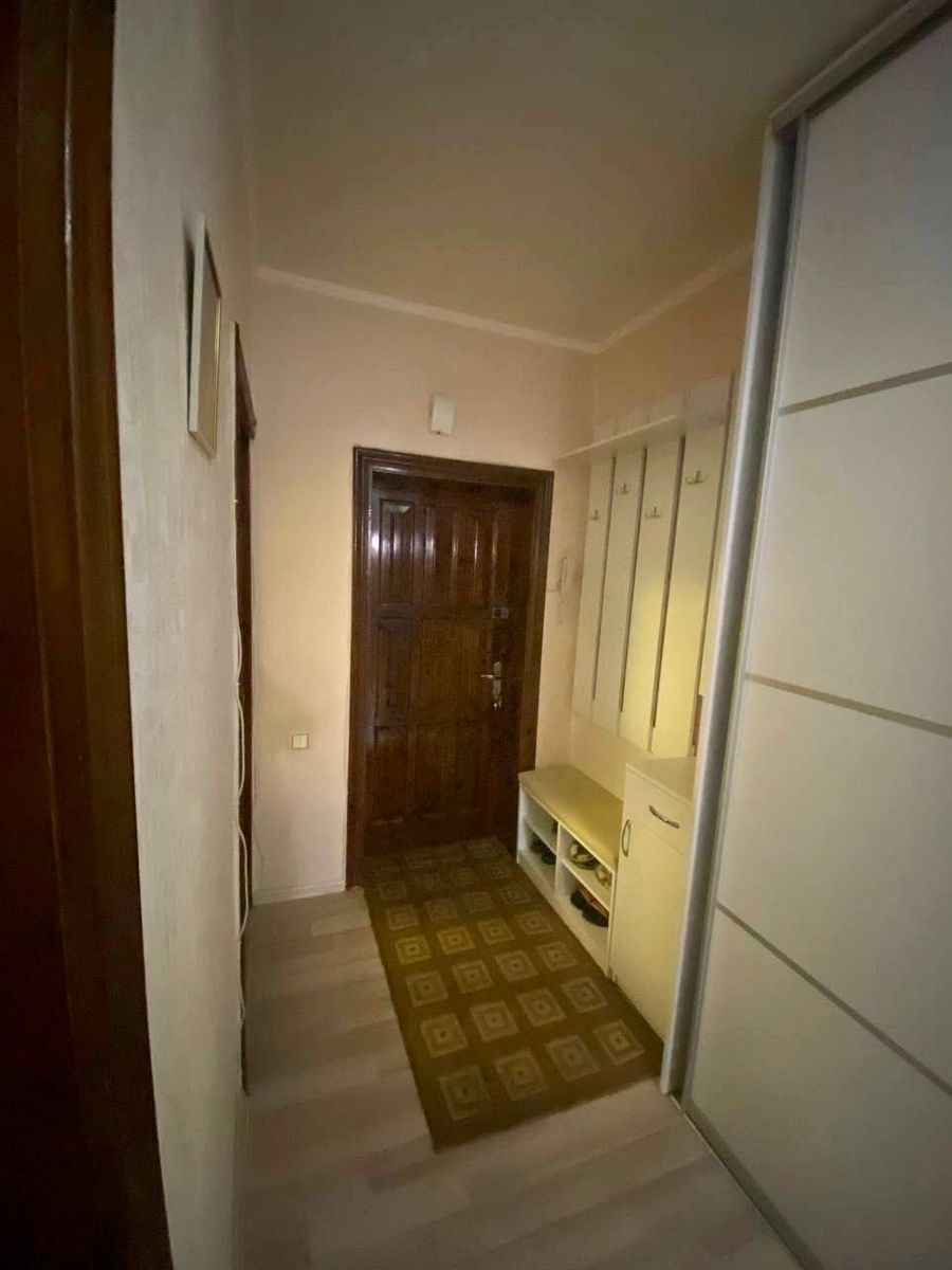 1837614022635824