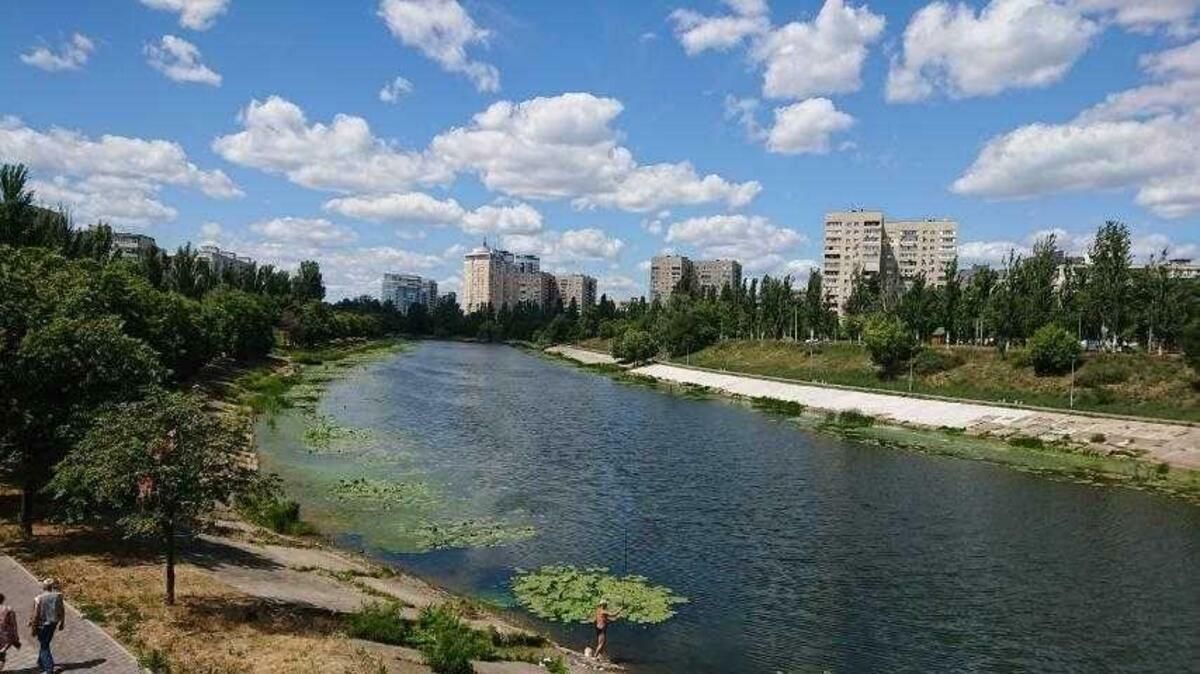 1838781965366825