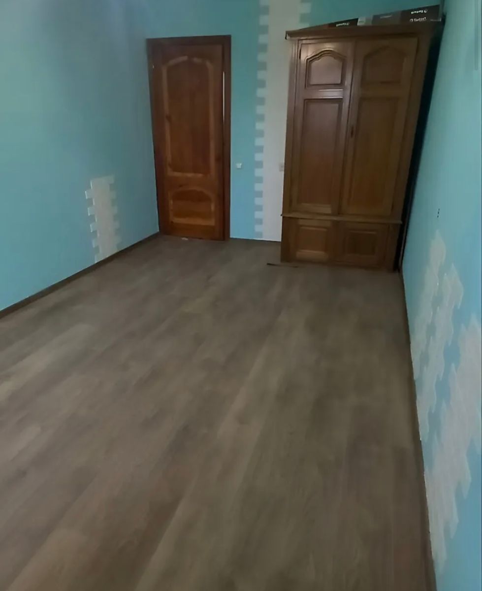 1833641174704827