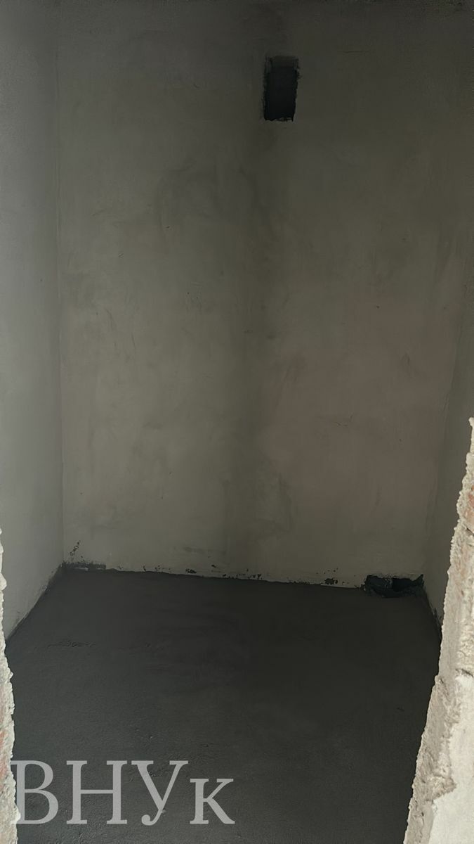 1833212623533829