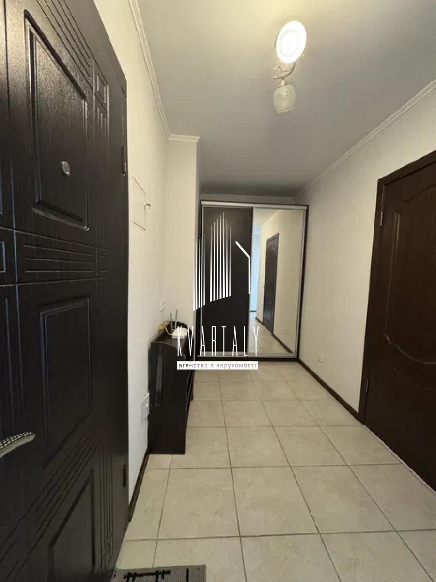 1839703403265829