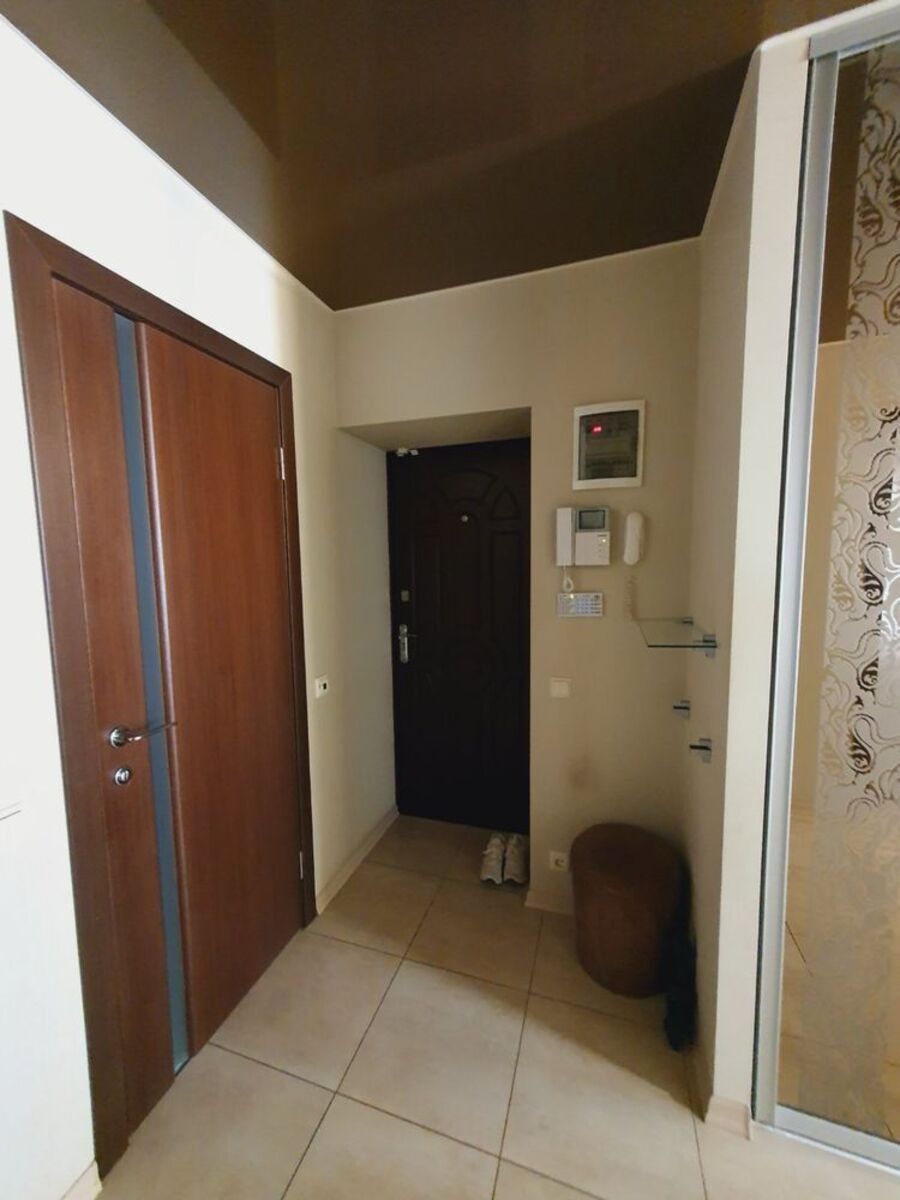 1839878561140829