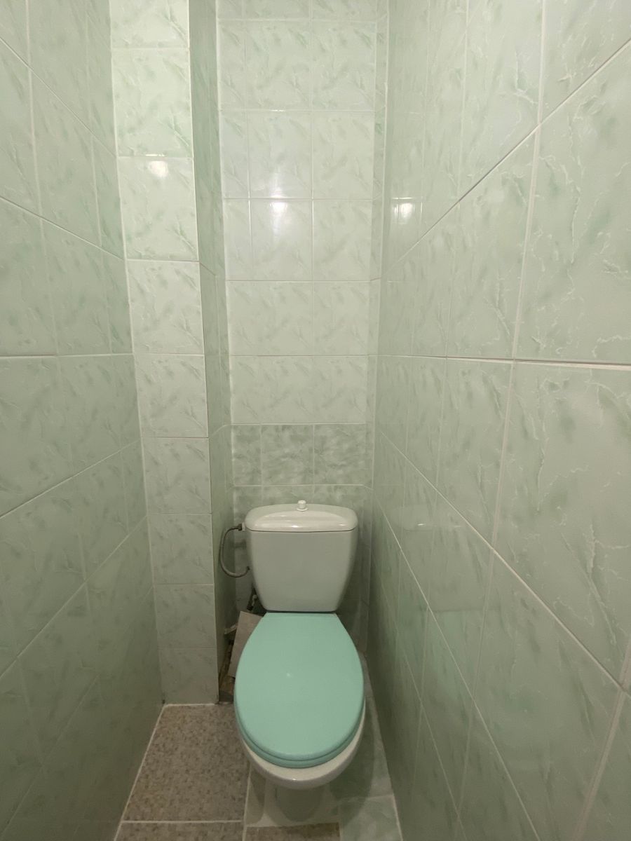 1764224533407831