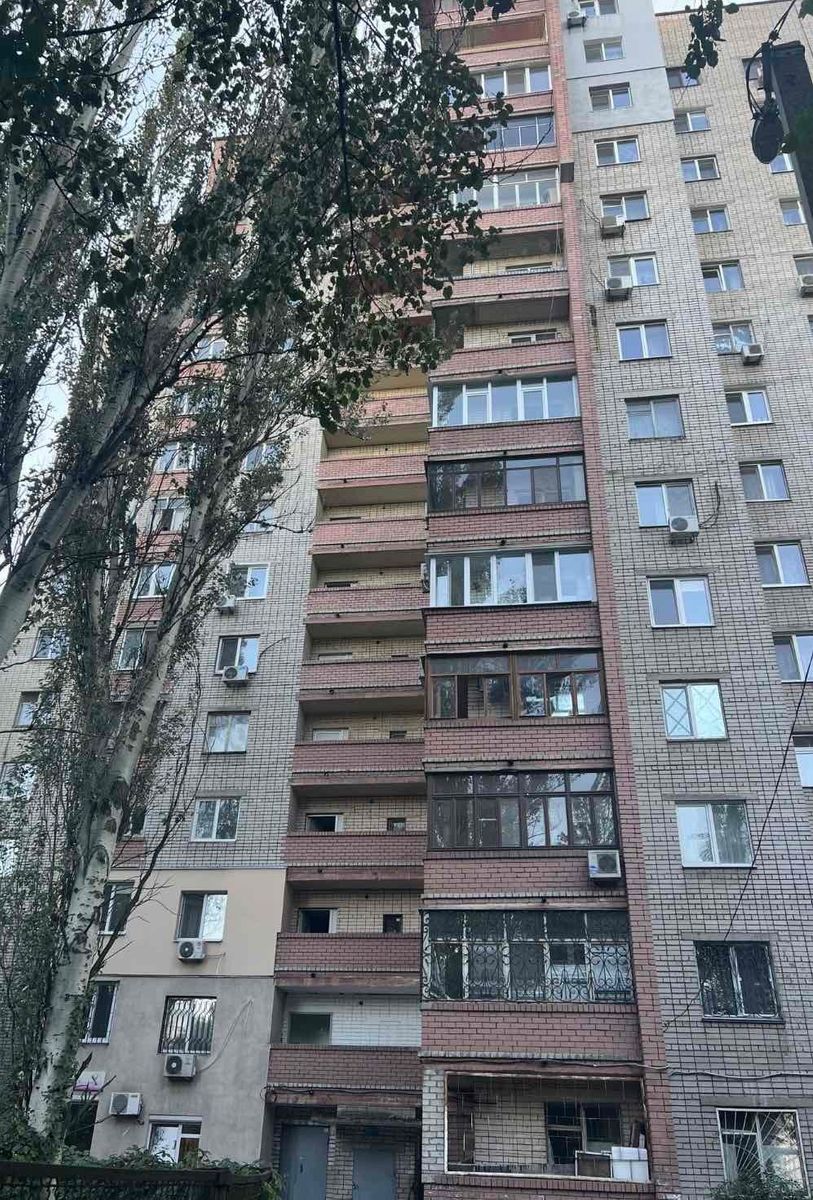1779363268865831
