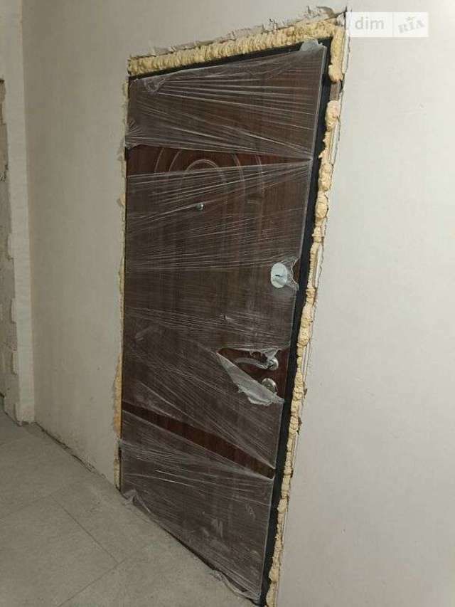 1831538496829831