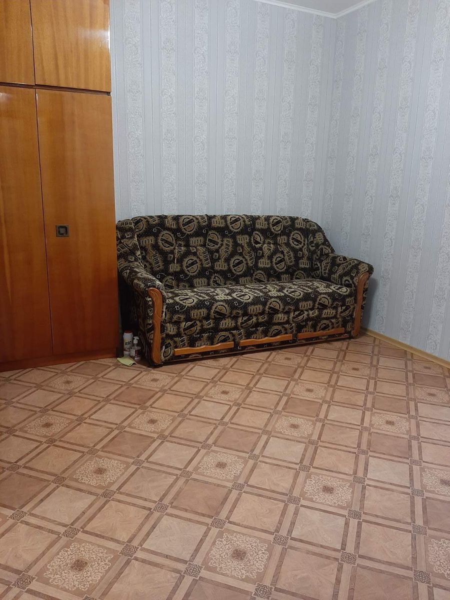 1833655615345831