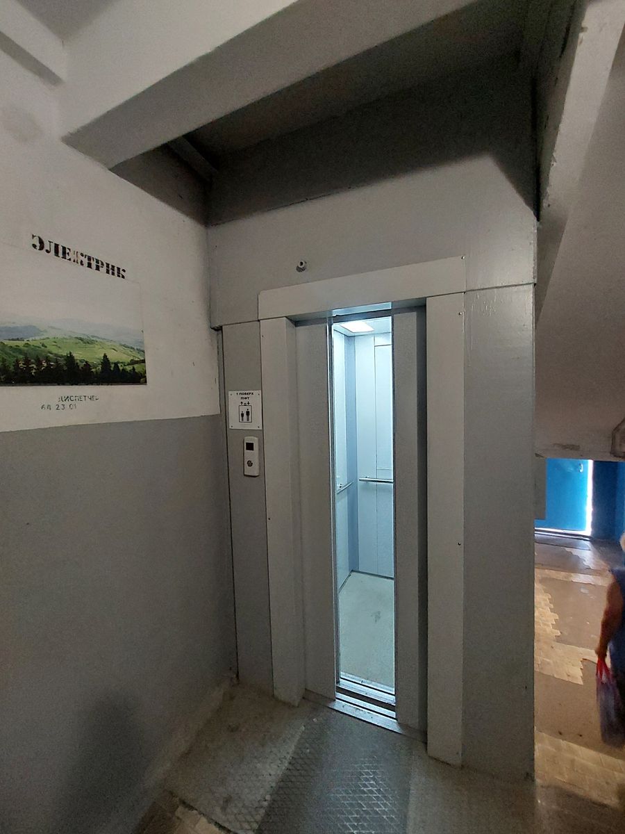 1835102353147831