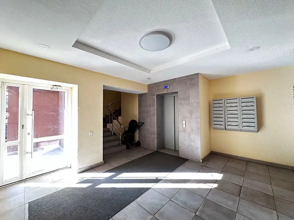 1835445892022831