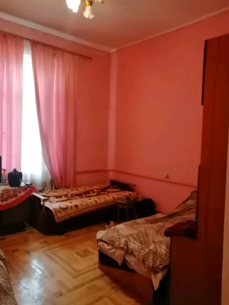 1835717183574831