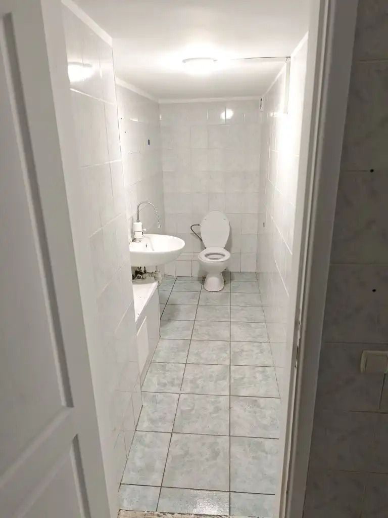 1837346805714831