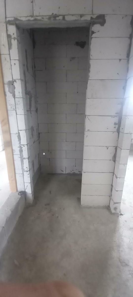 1837264745383832