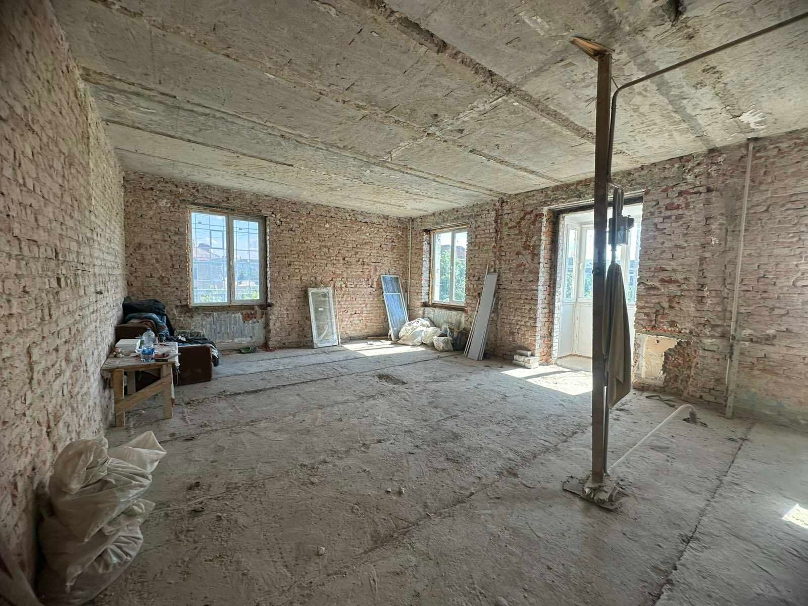 1838610449630832