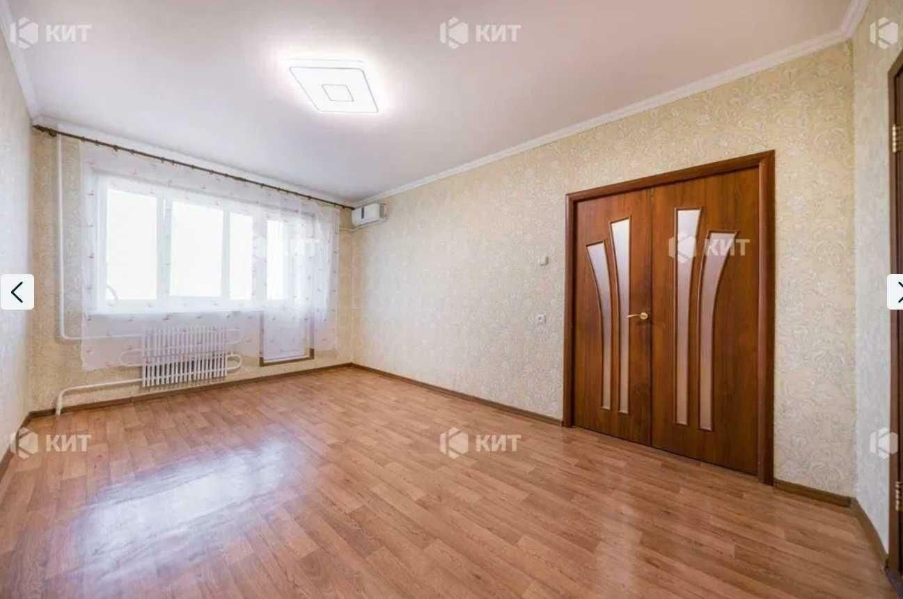 1831462273316834