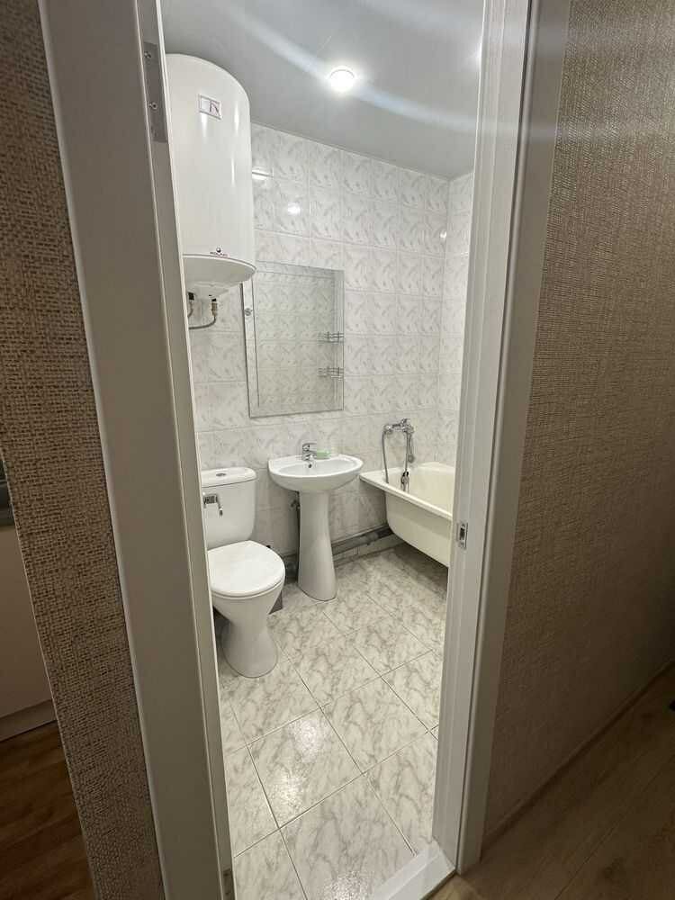 1833280878475834