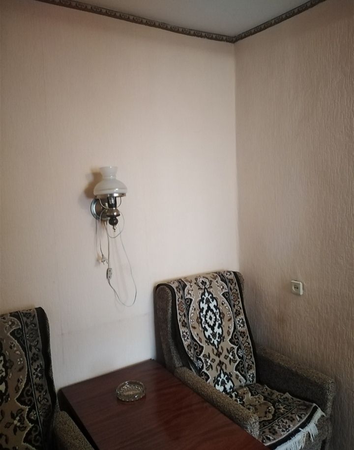 1831570104027835