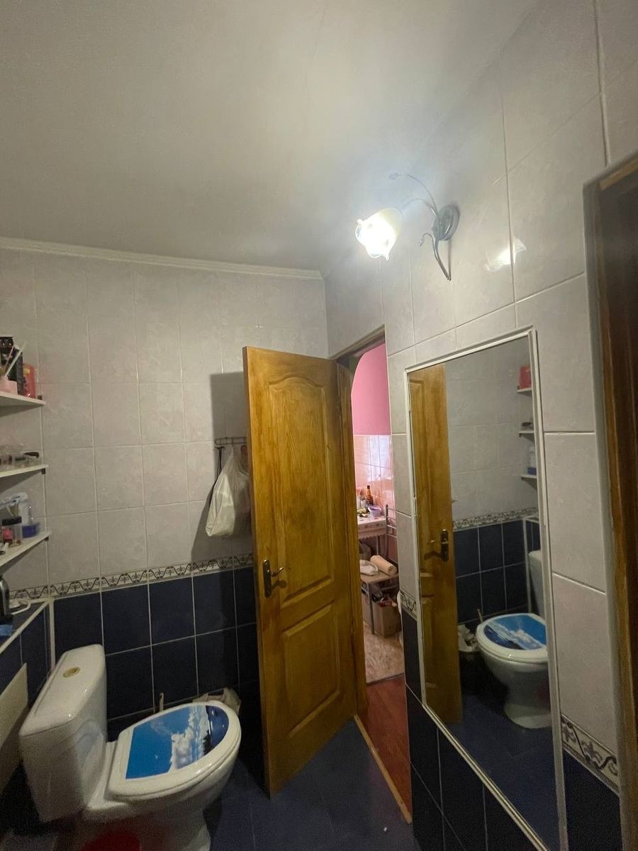 1837068906682835