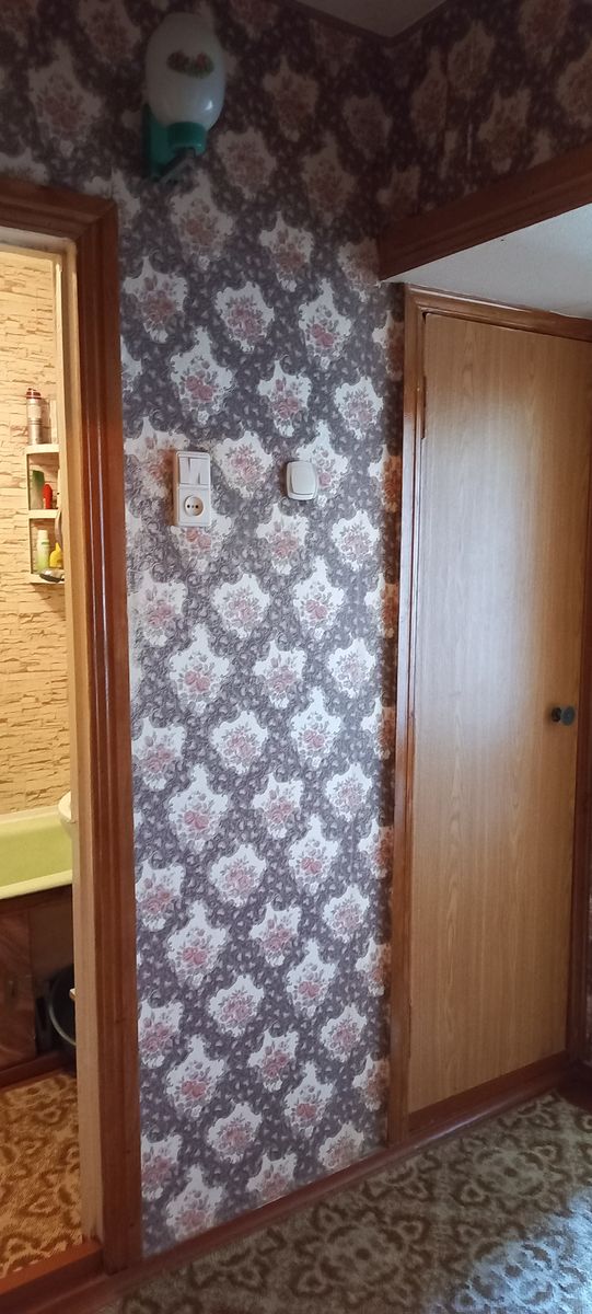 1834567512891838