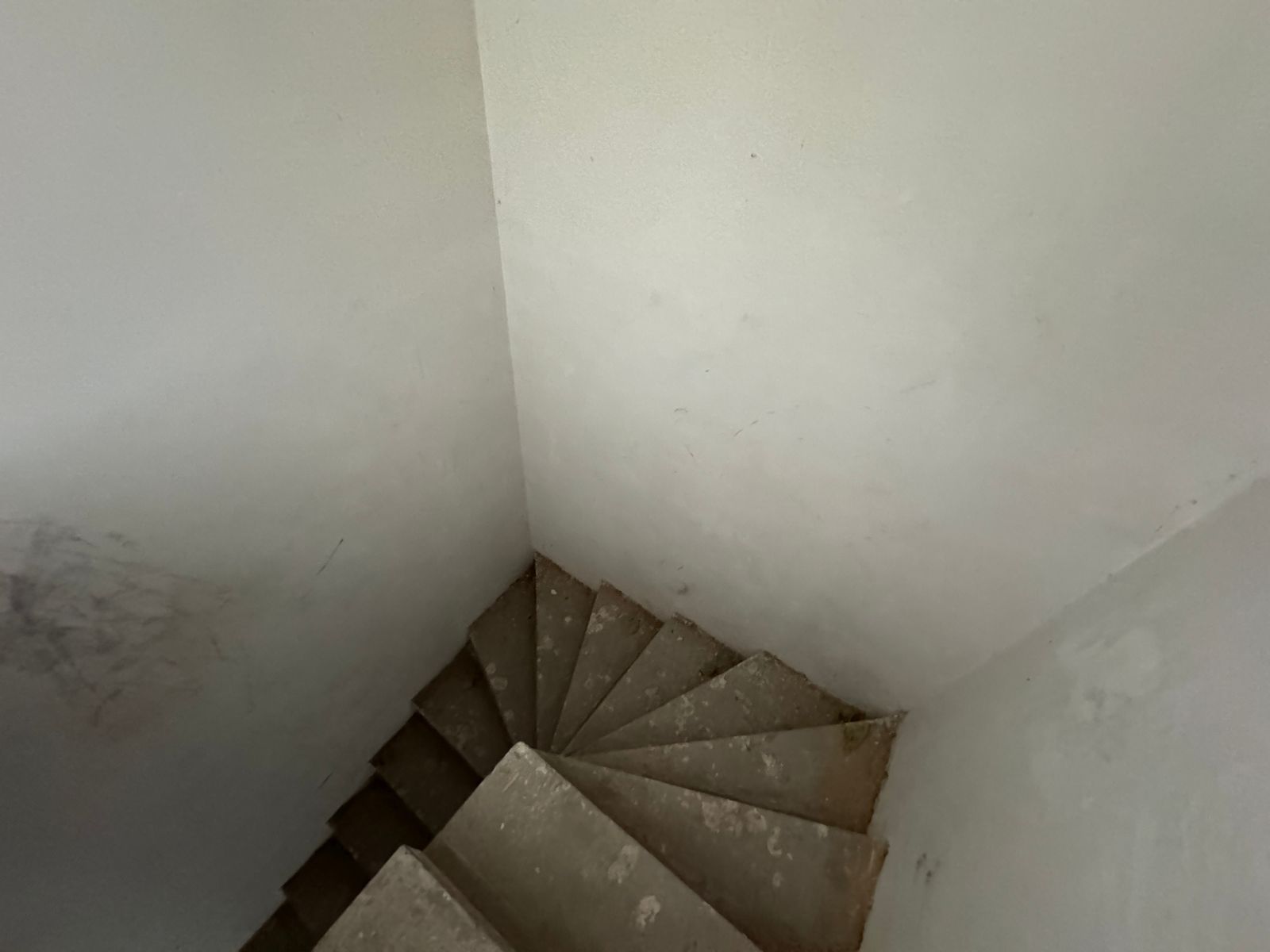 1836336067460838
