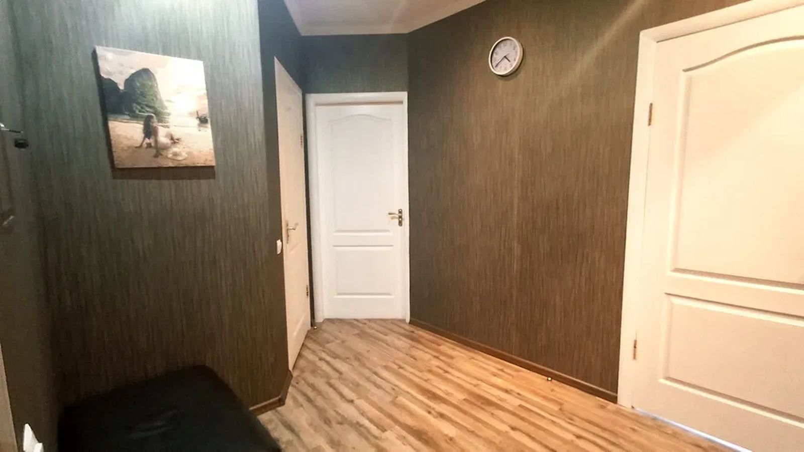 1837599845031838