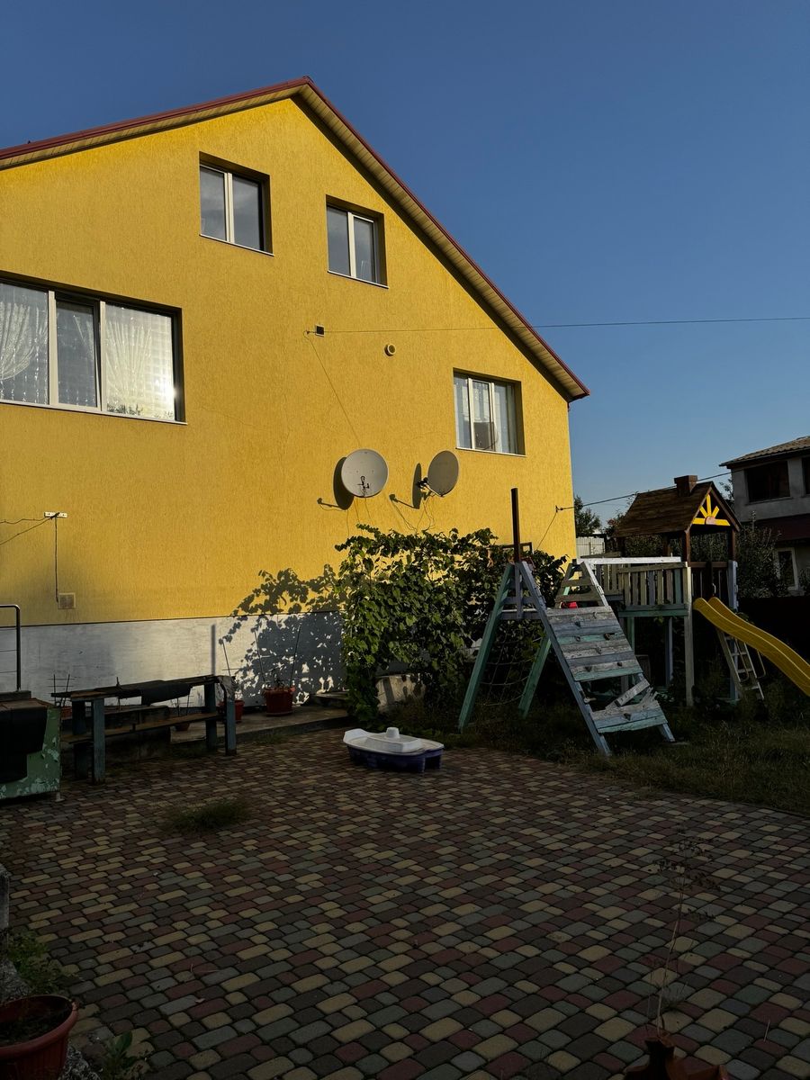 1819603479857084