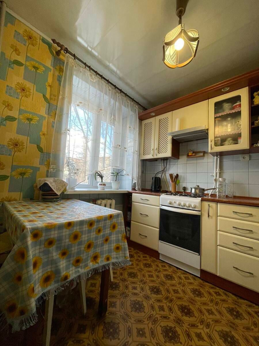 1830914368397840
