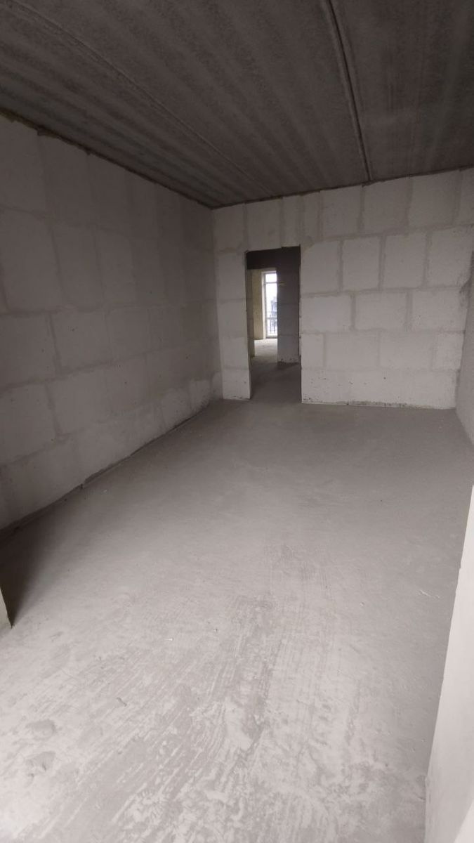 1832182215783842