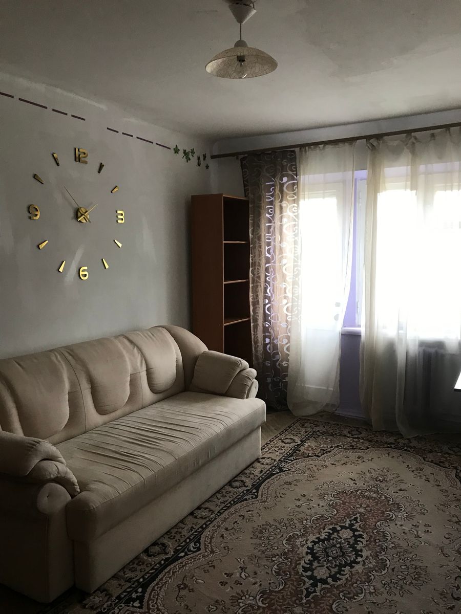 1749672655128843