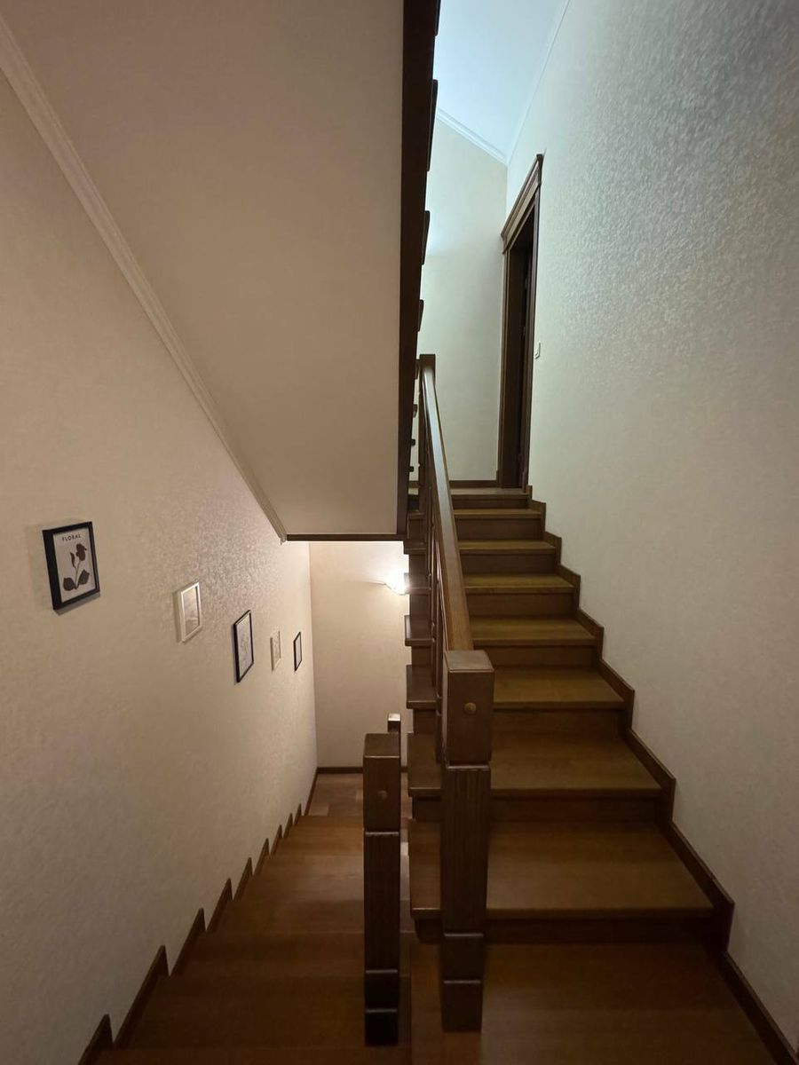 1830916407615843