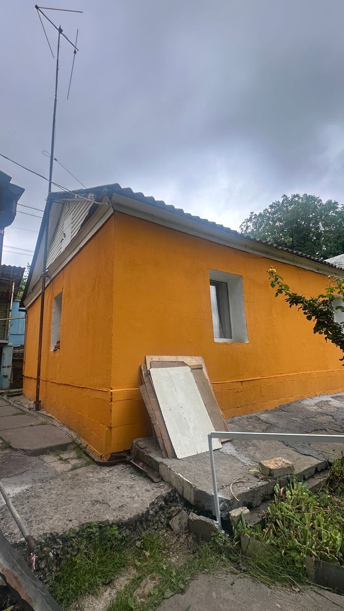 1836546585982844