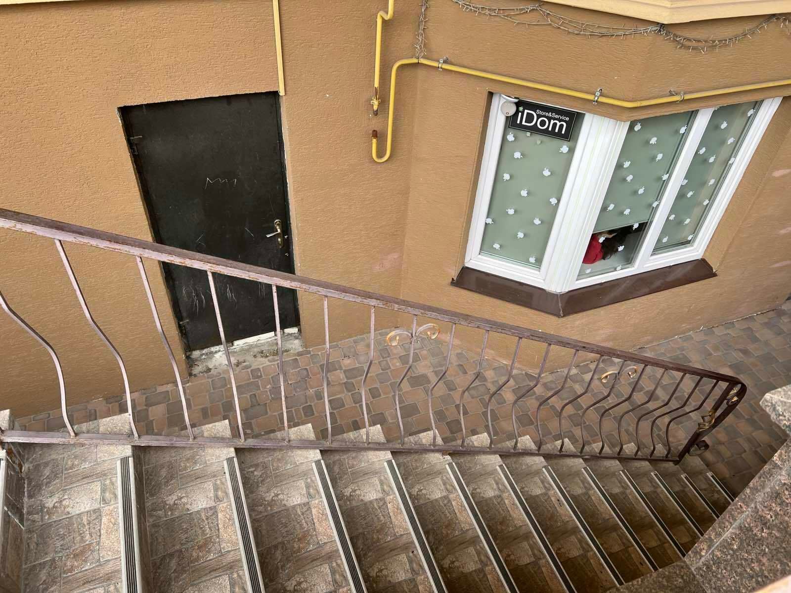 1831491433326845