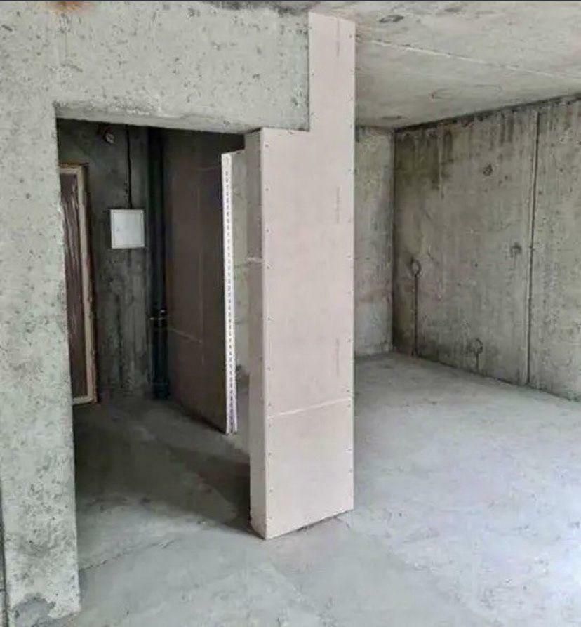 1831658859212845
