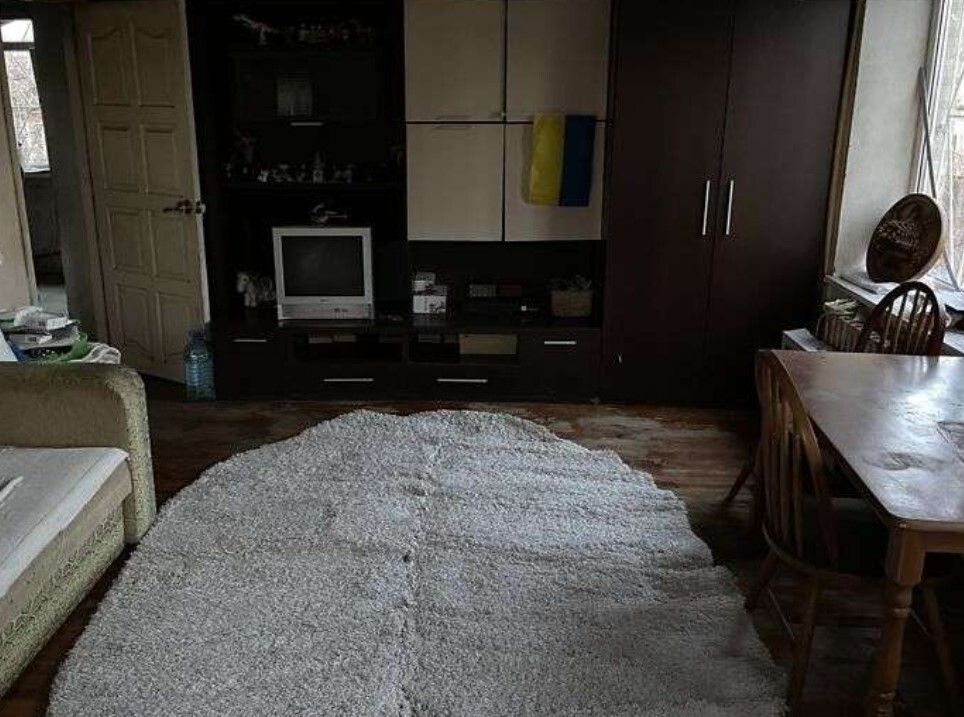 1842142954788845