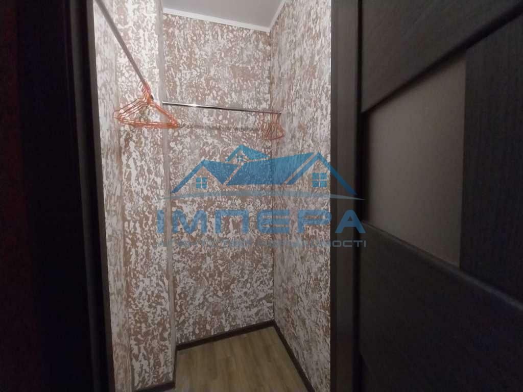 1833821422766846