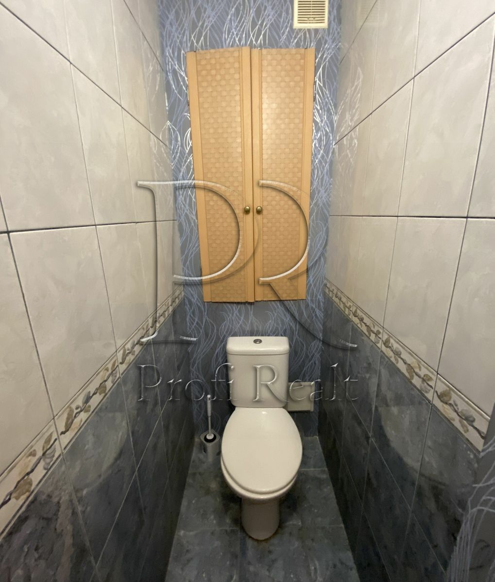 1837069816972847