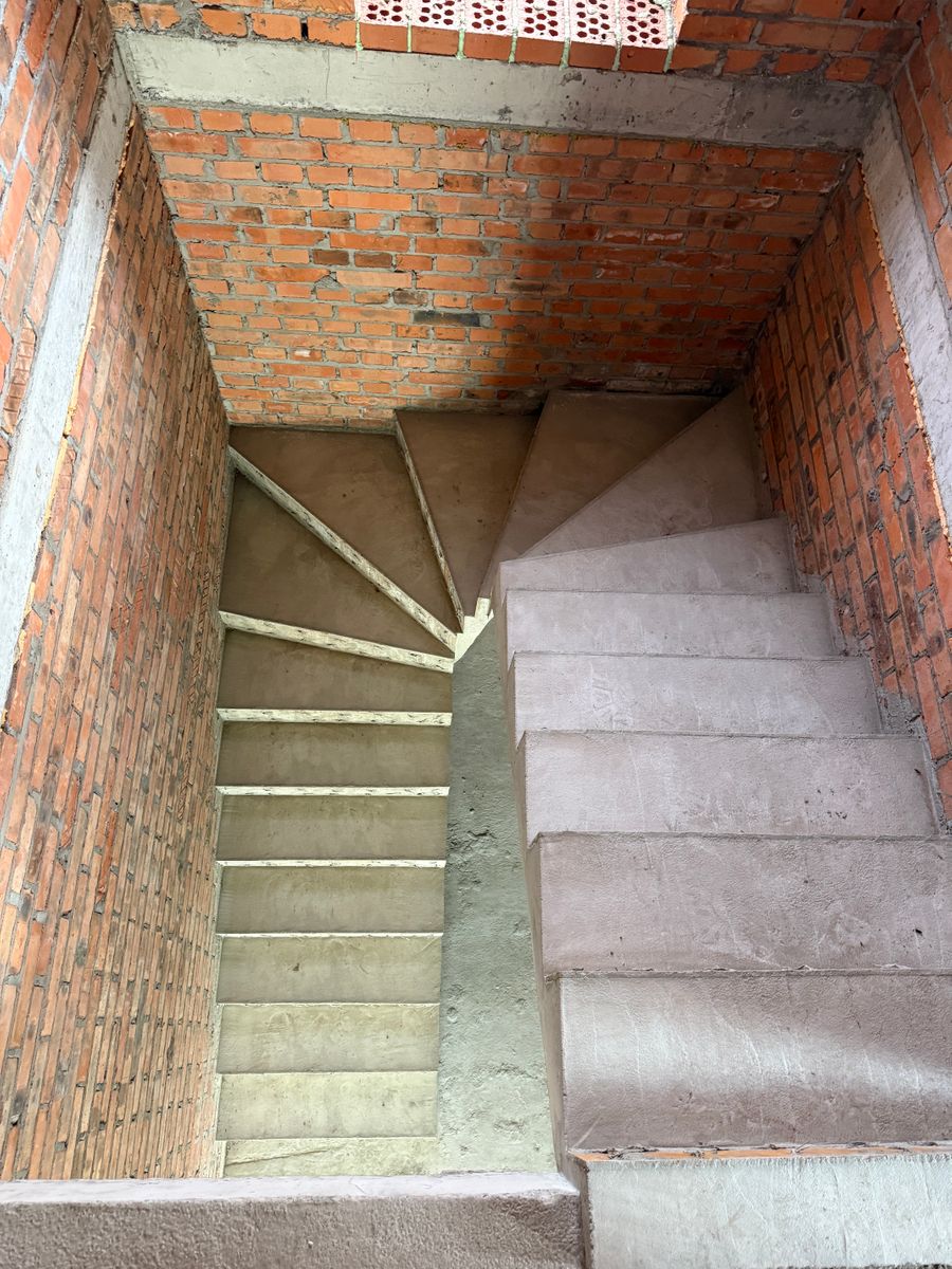 1838606703976847