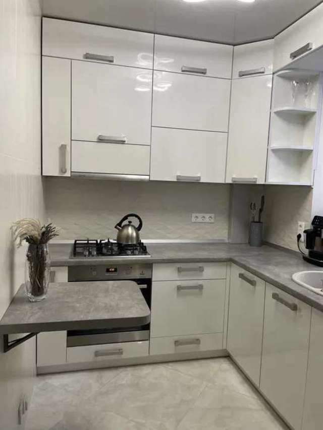 1829460633064848