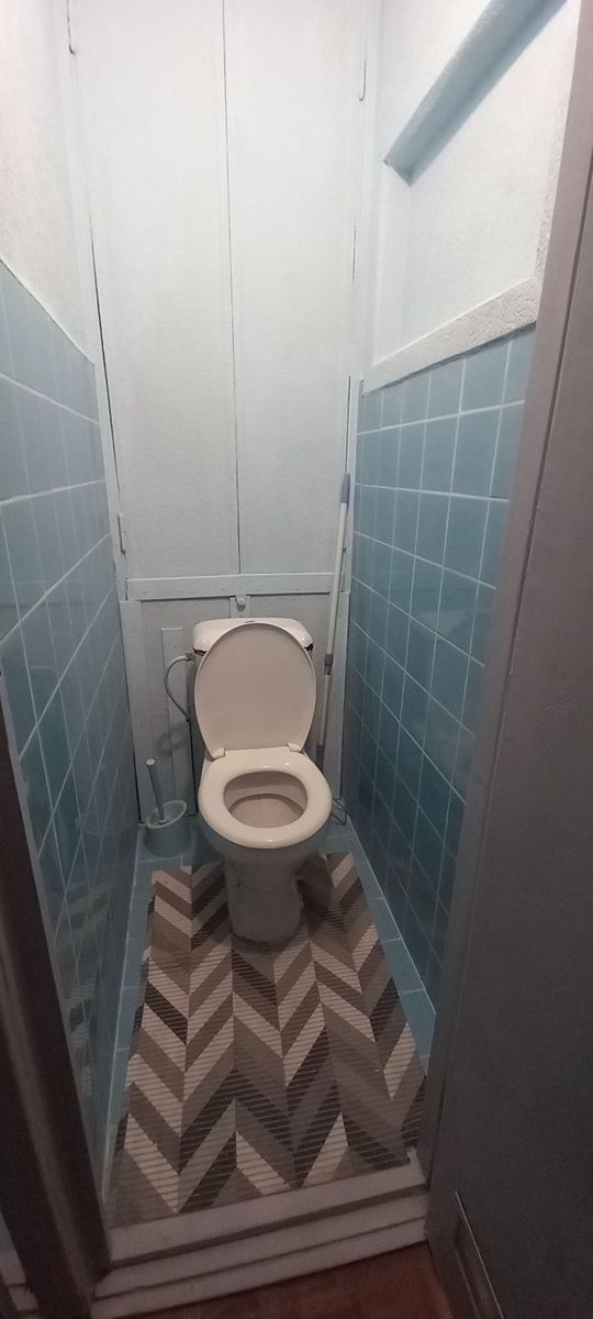 1839237865675848