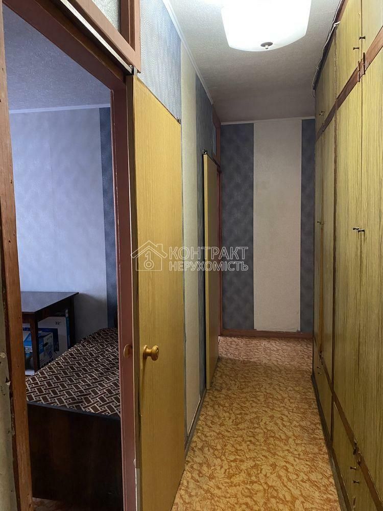 1837984618044085