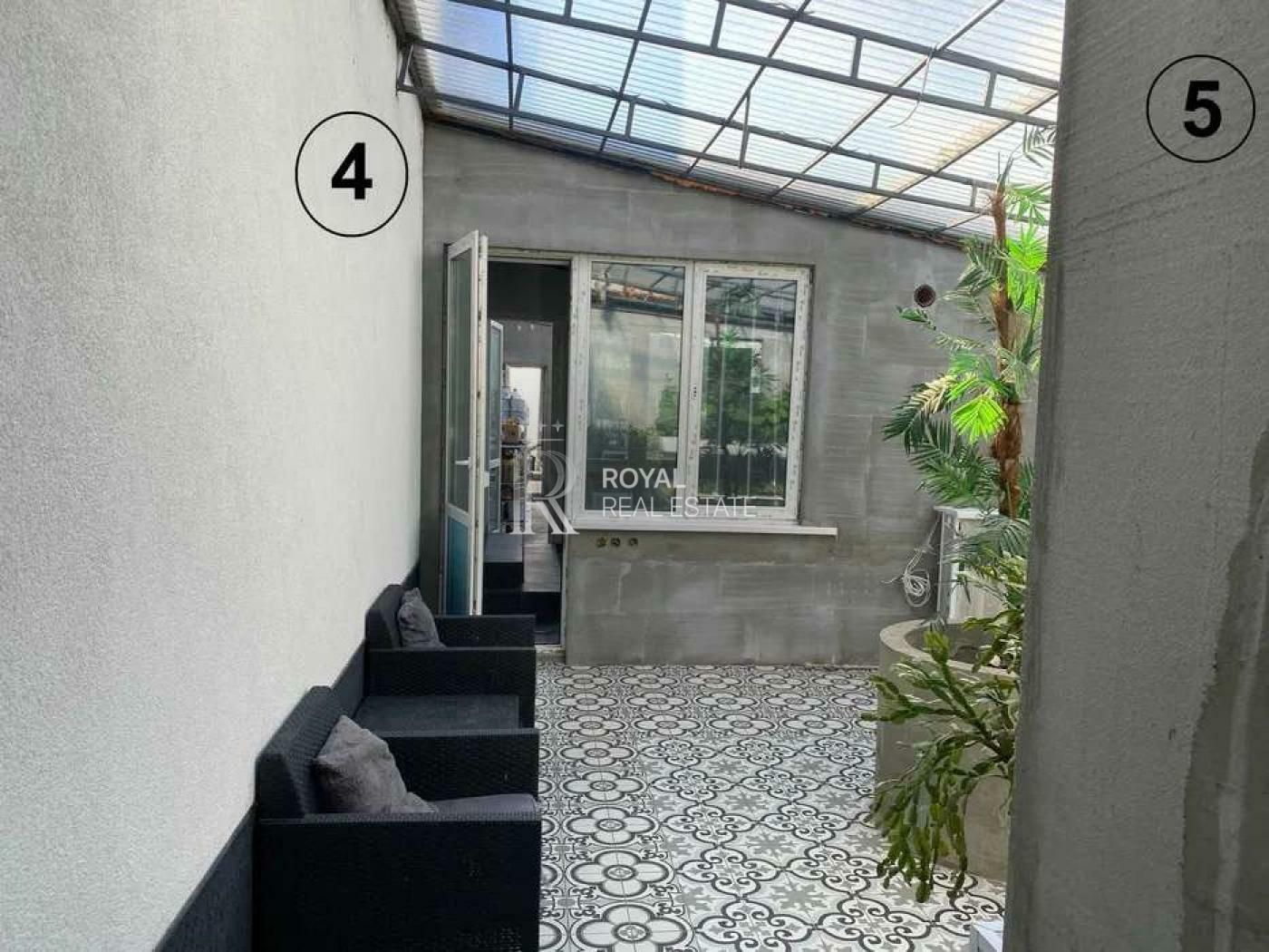 1836451663199850