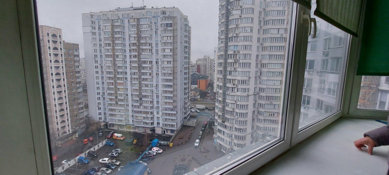 1719151533410851