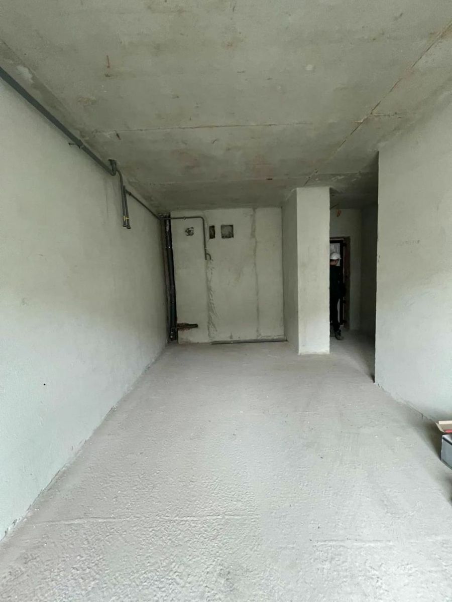 1831562466906852