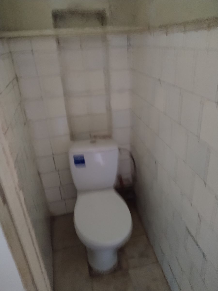 1836462295850852