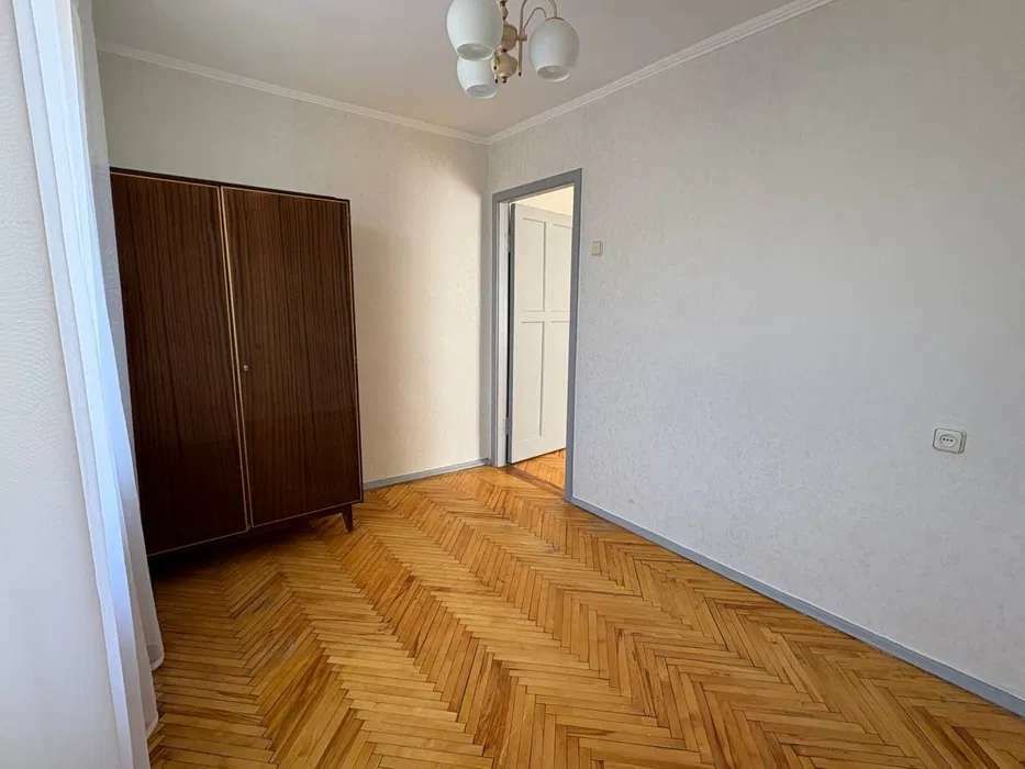 1830915449637853