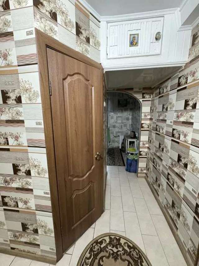 1832726791819853