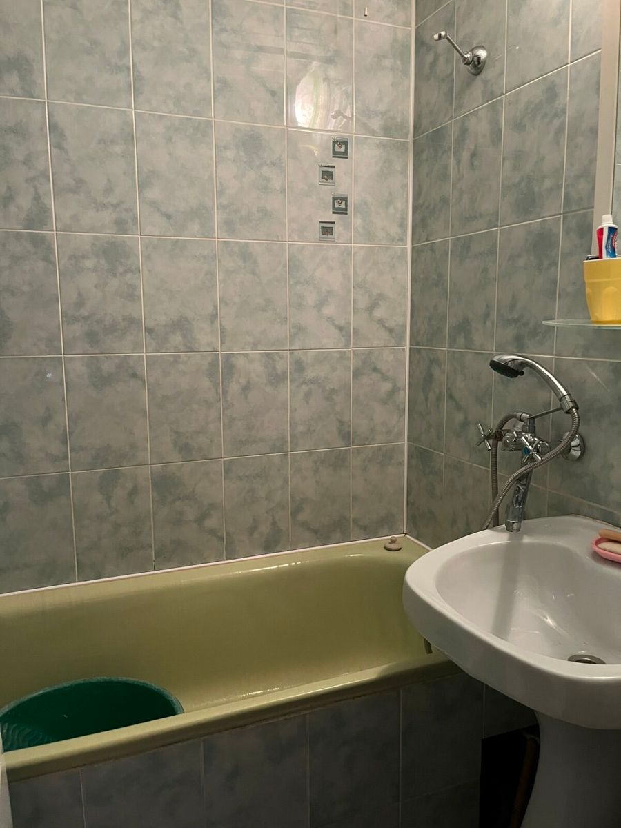 1835075604323853