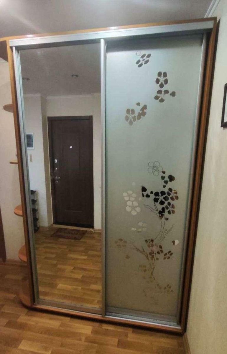 1835177362769853