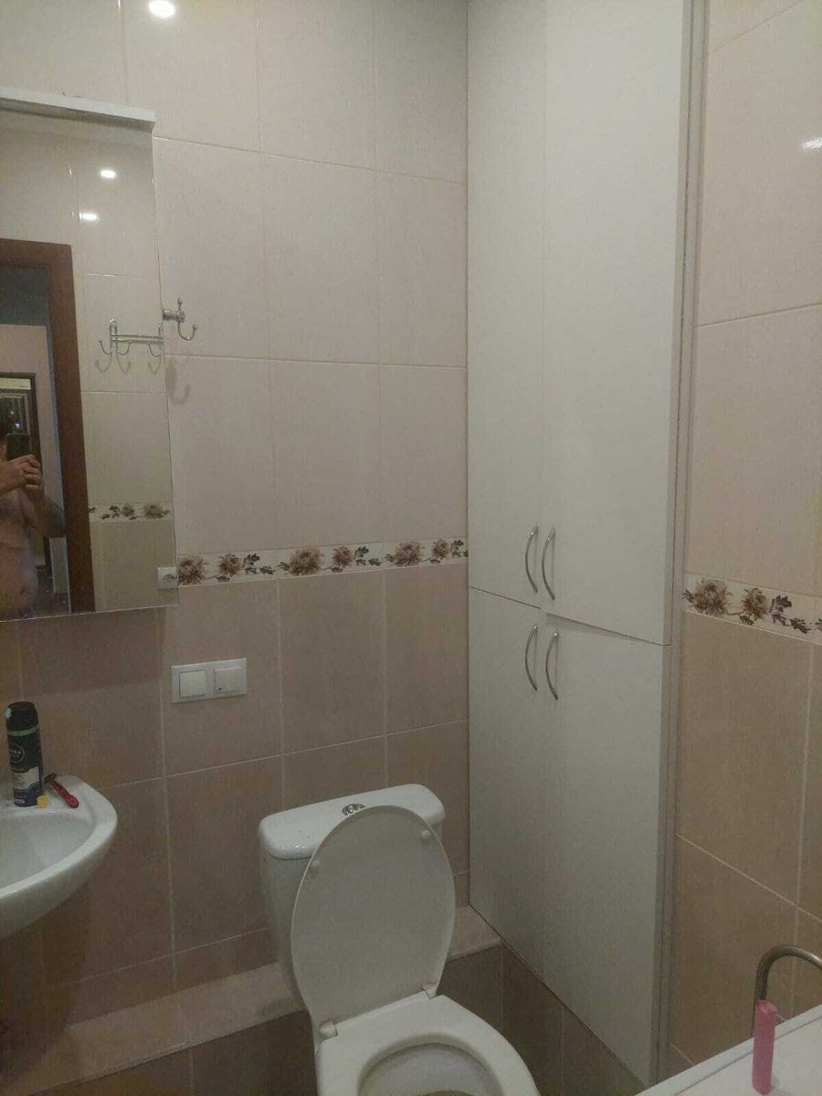 1837061859385854