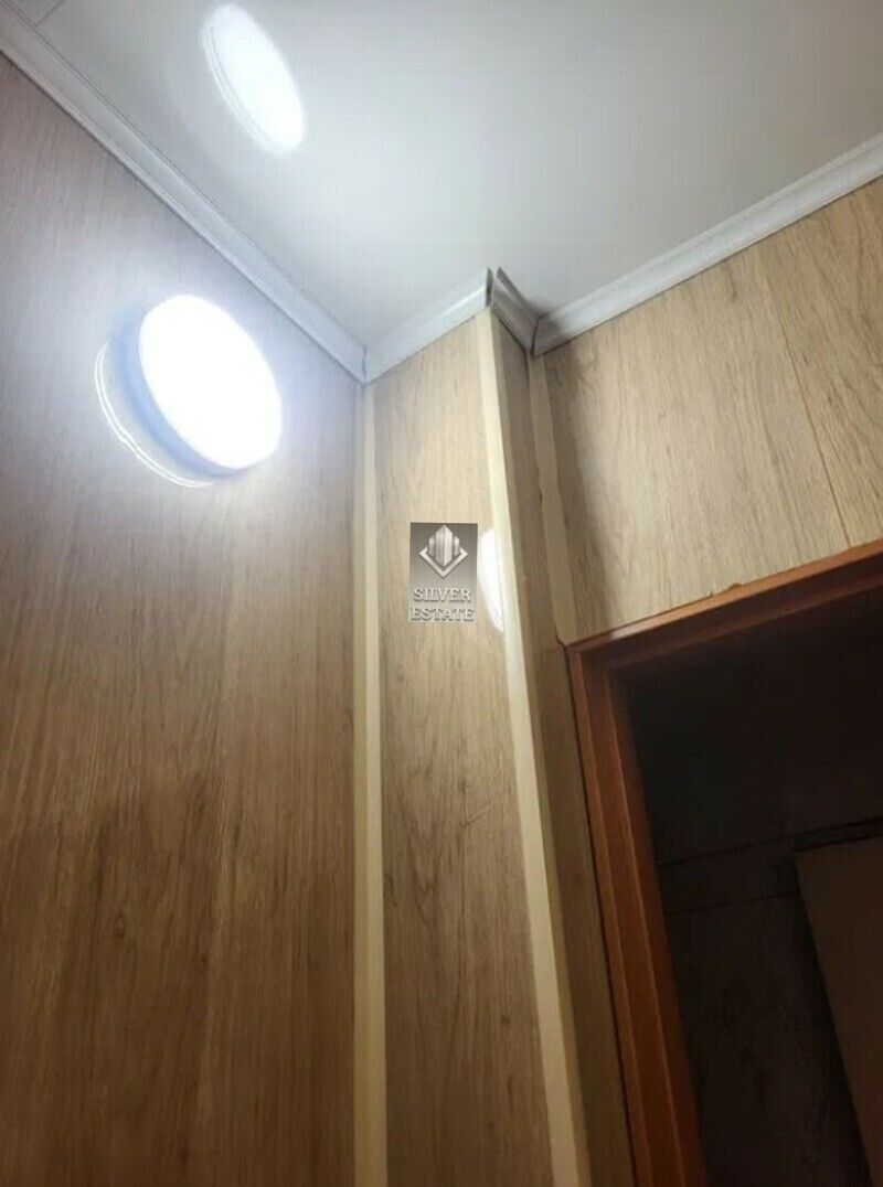 1833828051550855