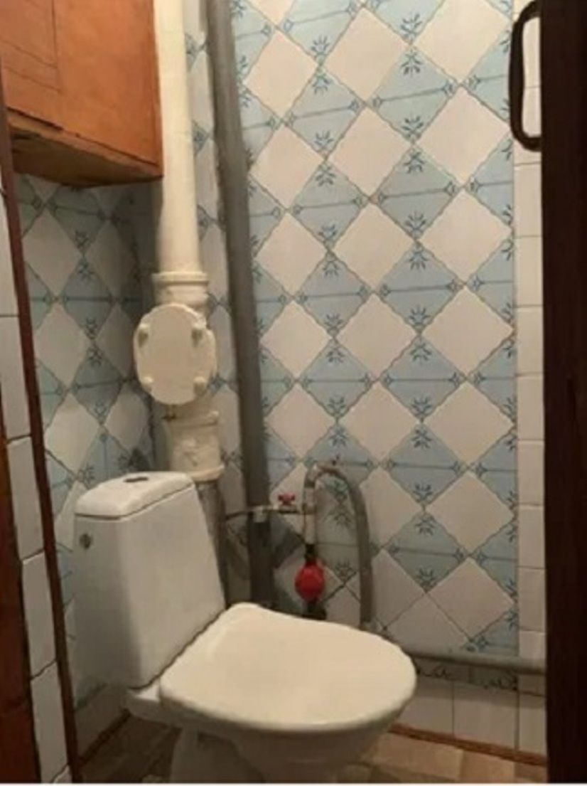 1831364528265856
